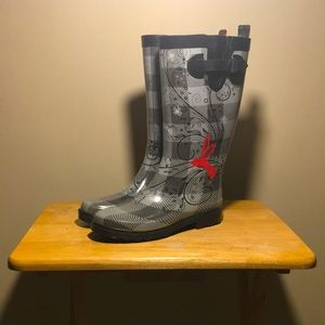 Capelli of New York / Rainboots, Boots, Hummingbird Print/ Grey, Black, Red